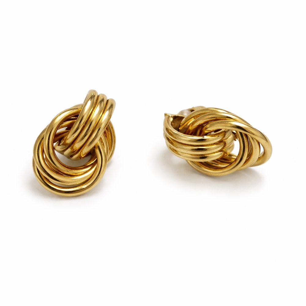 Elegant Gold Knot Earrings
